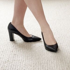 Authentic Leather Pumps/Heels size 36